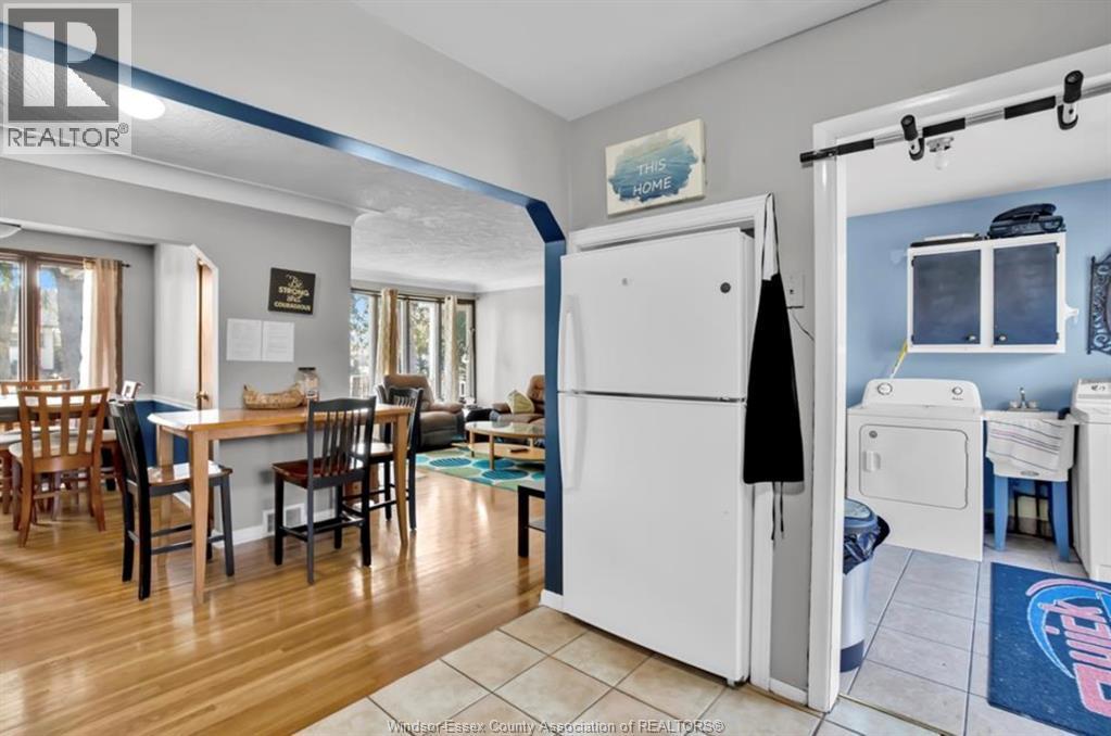 564 Wallace, Windsor, ON - Indoor Photo Showing Dining Room