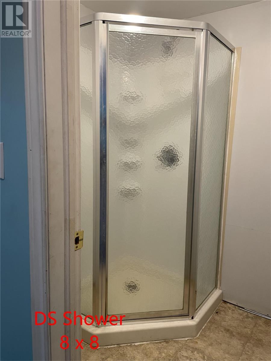 319 Main Road, Come By Chance, NL - Indoor Photo Showing Bathroom