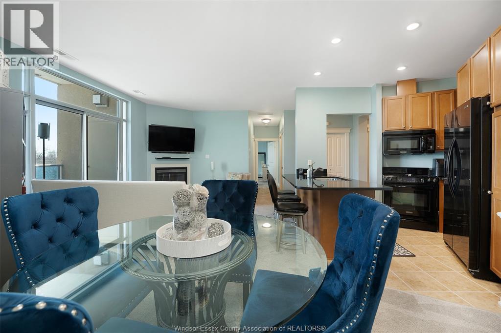 1225 Riverside Unit# 409, Windsor, ON - Indoor Photo Showing Dining Room