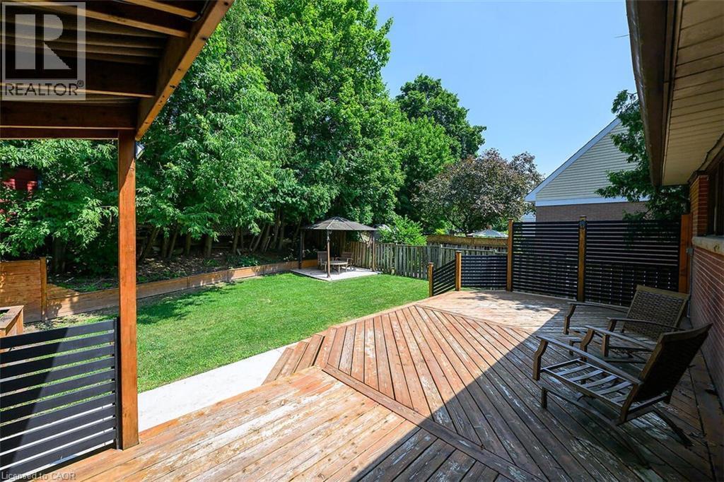 28 Marion Crescent, Dundas, ON - Outdoor With Deck Patio Veranda