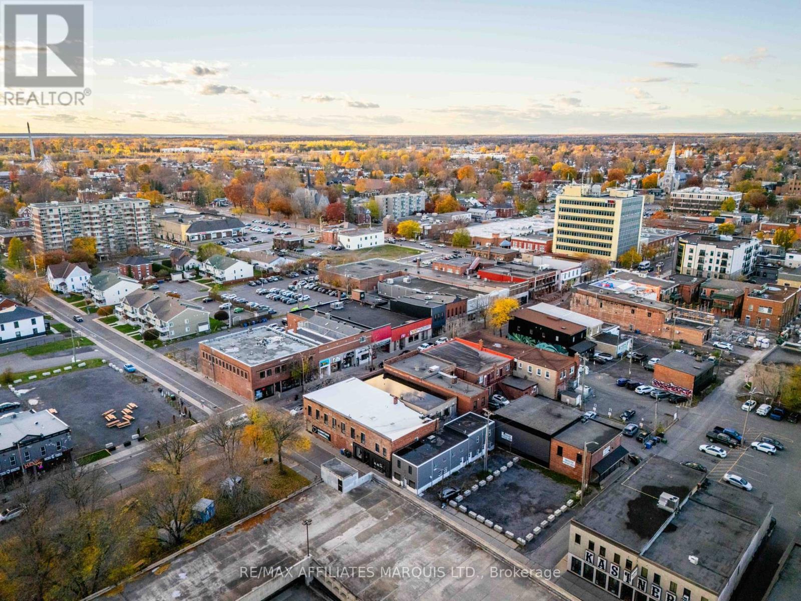 9 First Street E, Cornwall, ON - Outdoor With View
