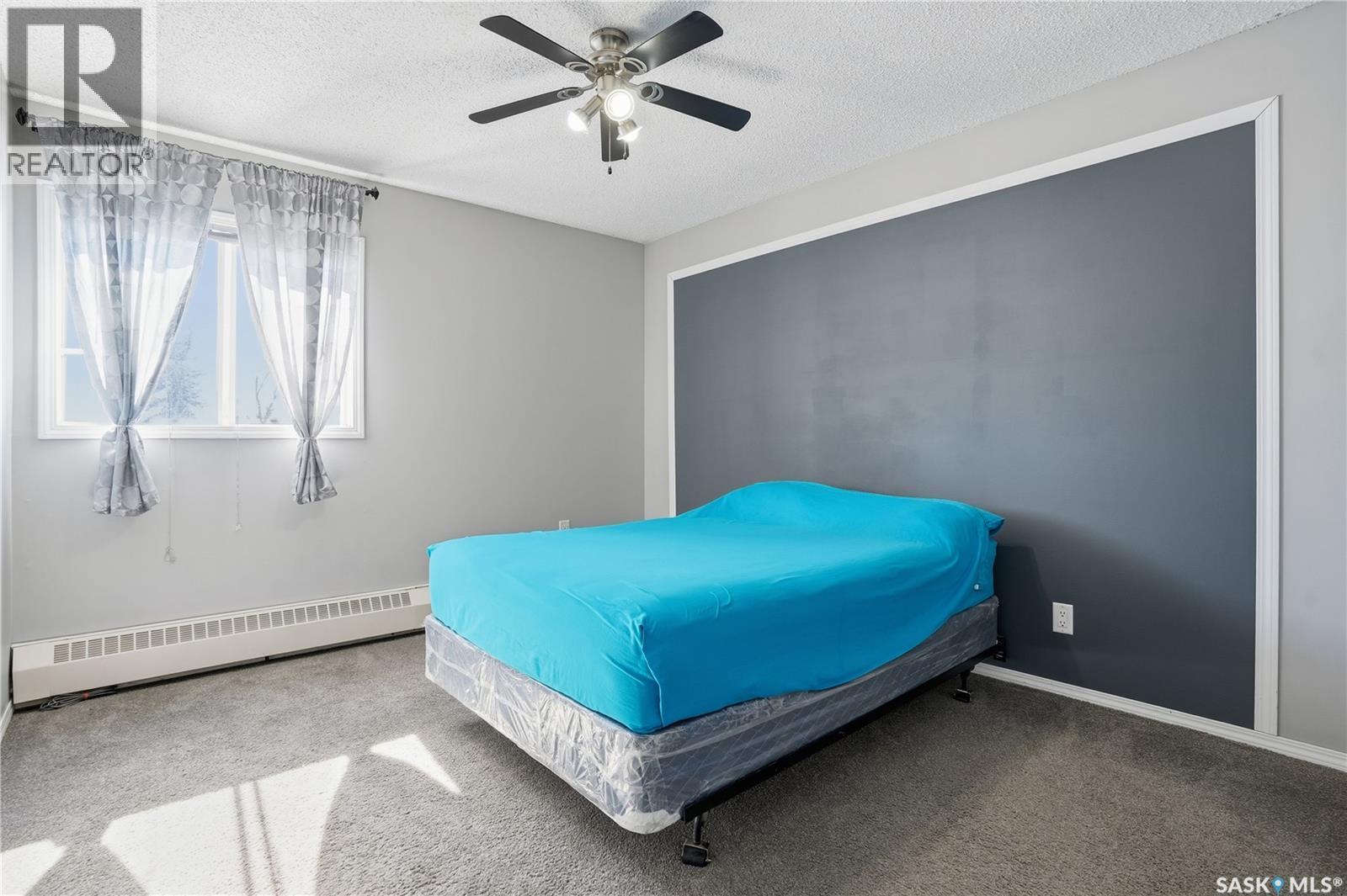 206 31 Rodenbush Drive, Regina, SK - Indoor Photo Showing Bedroom