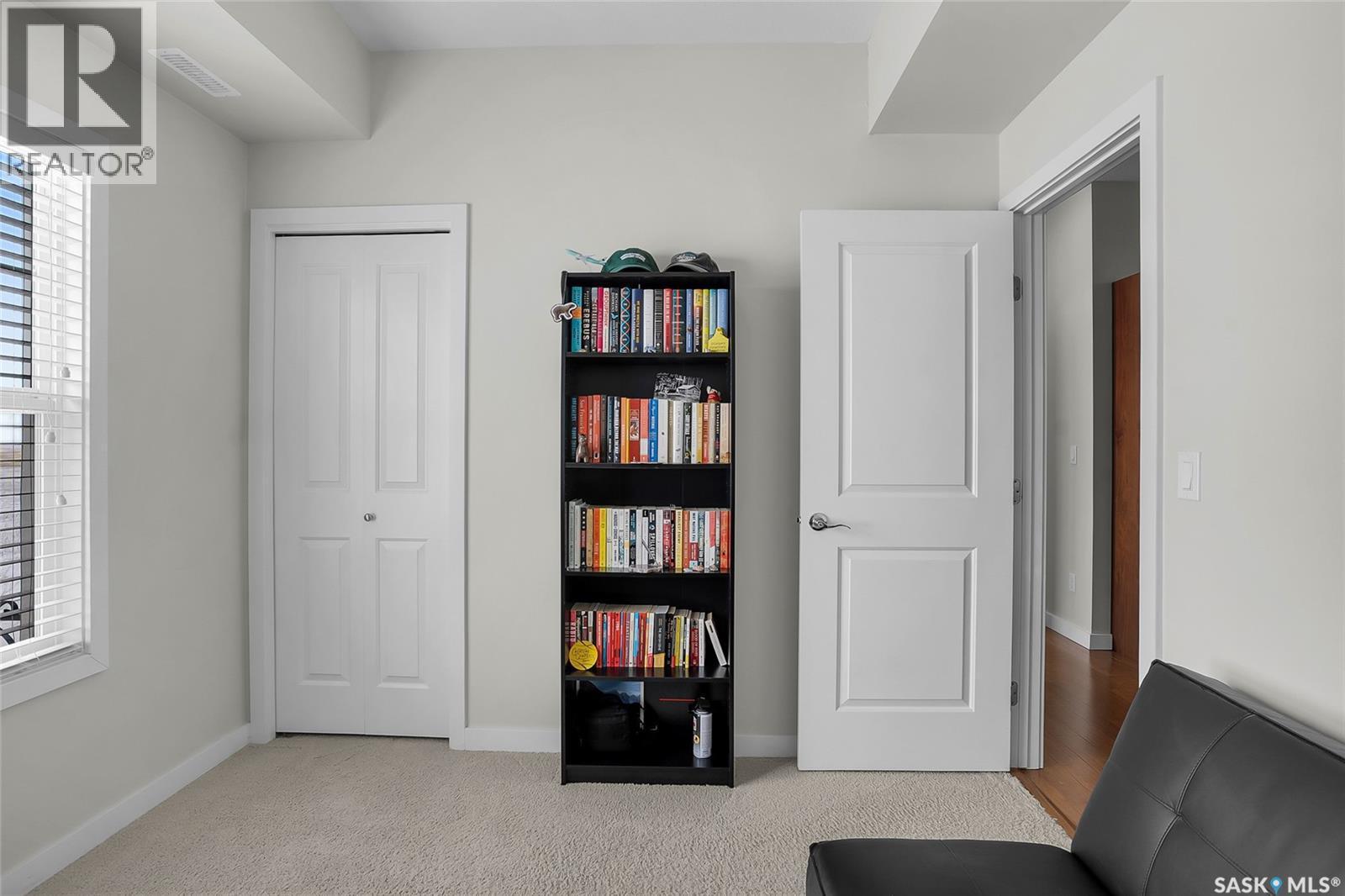 1102 1015 Patrick Crescent, Saskatoon, SK - Indoor