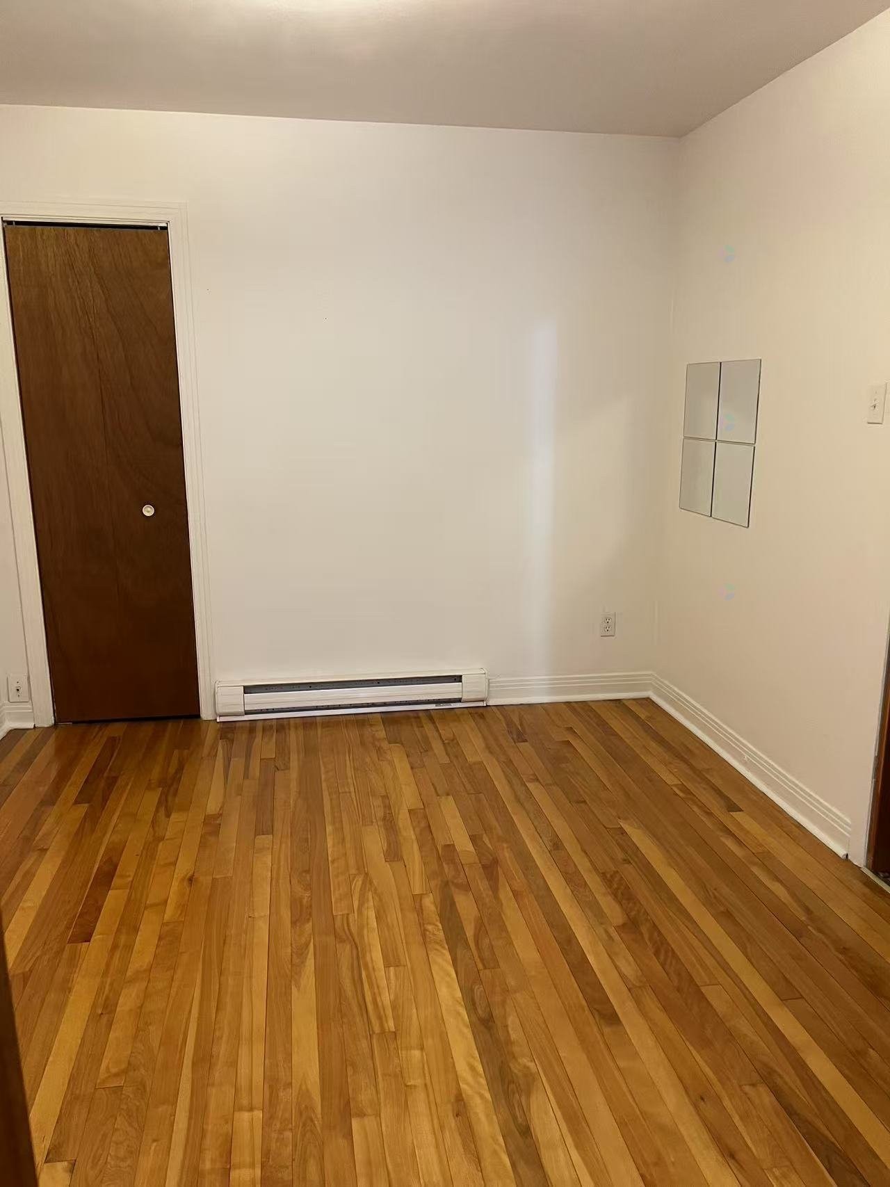 Chambre à coucher - 6641 Rue Mazarin, Montréal (Le Sud-Ouest), QC - Indoor Photo Showing Other Room