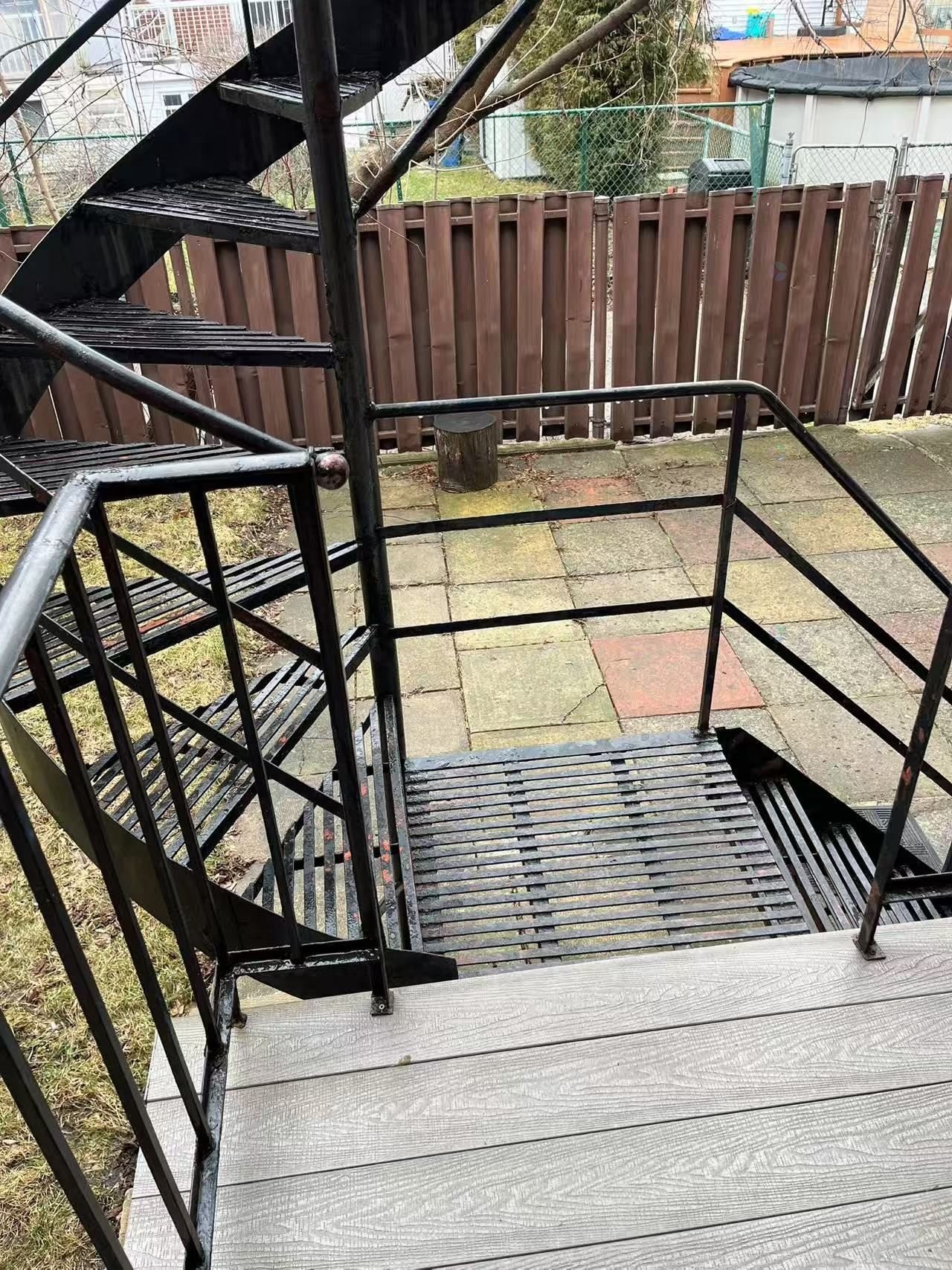 Balcon - 6641 Rue Mazarin, Montréal (Le Sud-Ouest), QC - With Exterior