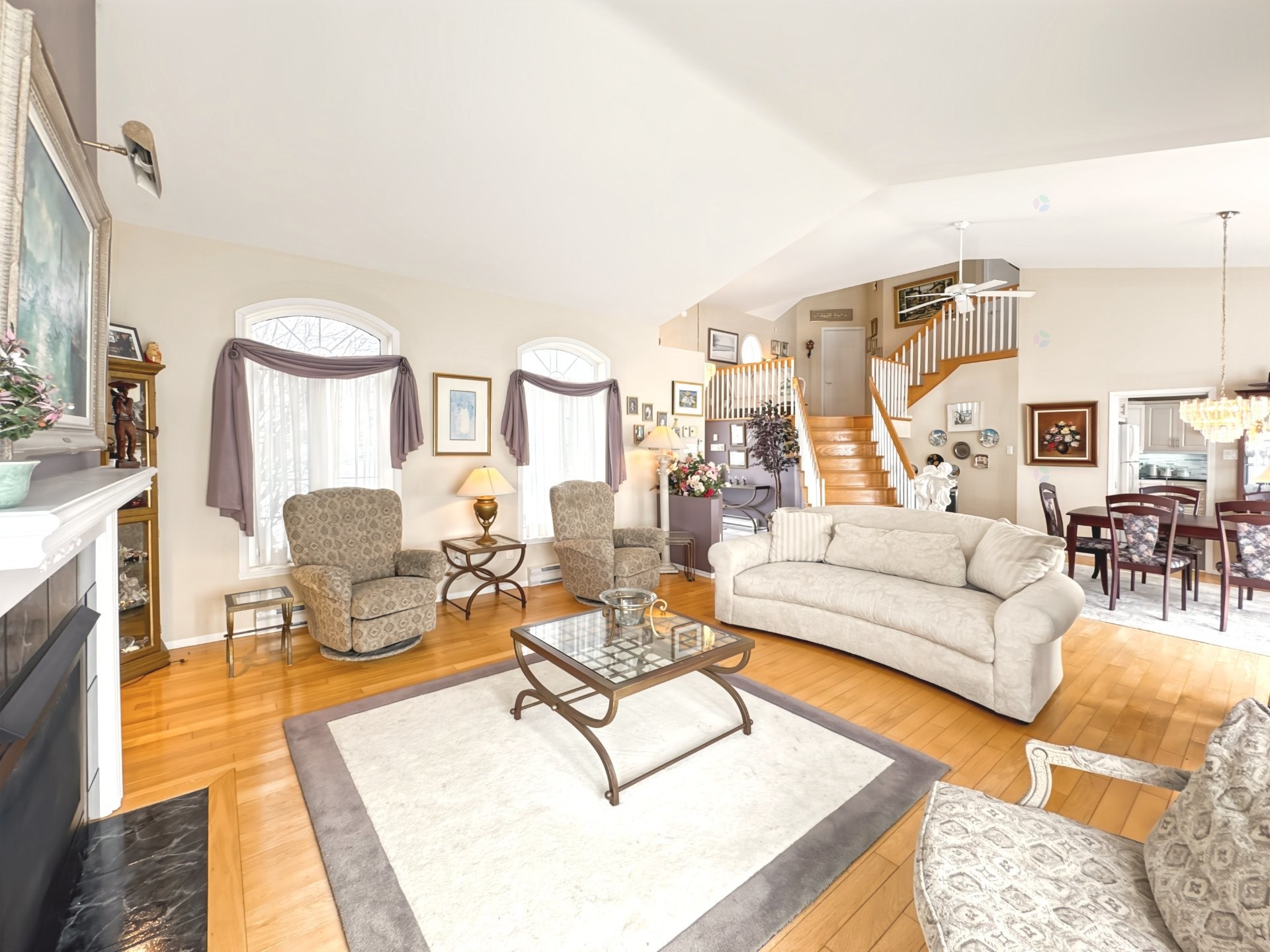 Living Room - 918 Ch. Duhamel, Pincourt, QC - Indoor Photo Showing Living Room