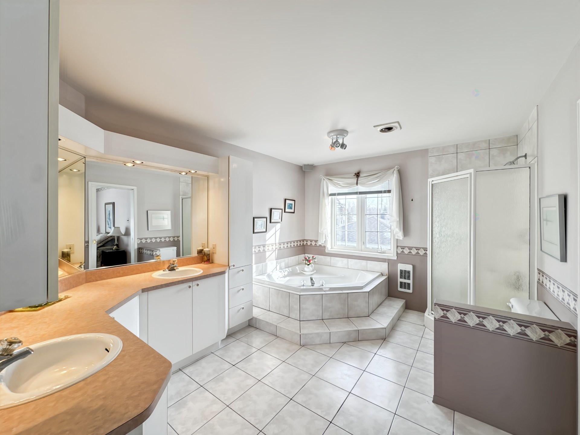 Master Bathroom - 918 Ch. Duhamel, Pincourt, QC - Indoor Photo Showing Bathroom