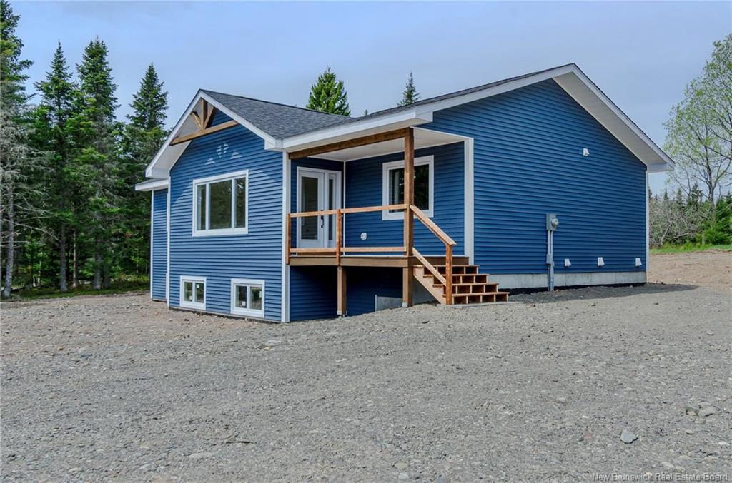 185 Base Rd, Willow Grove, NB