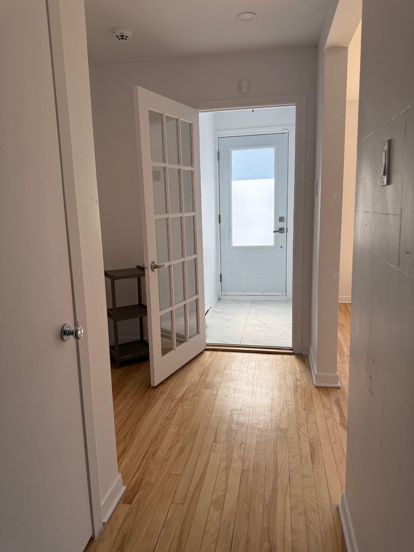 Hall d'entrée/Vestibule - 951 Av. Champagnat, Laval (Saint-Vincent-De-Paul), QC - Indoor Photo Showing Other Room