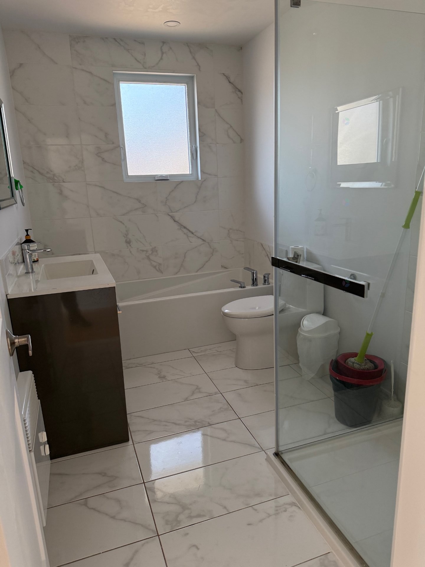 Salle de bains - 951 Av. Champagnat, Laval (Saint-Vincent-De-Paul), QC - Indoor Photo Showing Bathroom