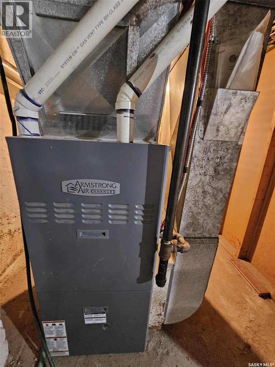 274 7Th Avenue E, Melville, SK - Indoor Photo Showing Basement