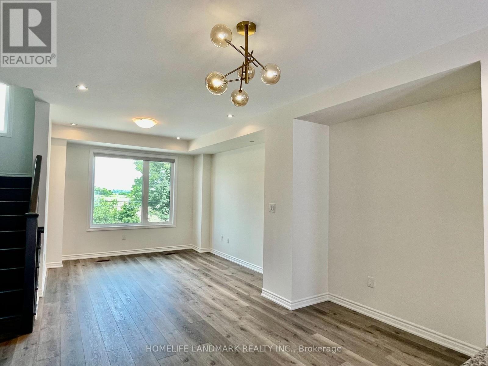 3165 Elgin Mills Road E, Markham, ON - Indoor Photo Showing Other Room