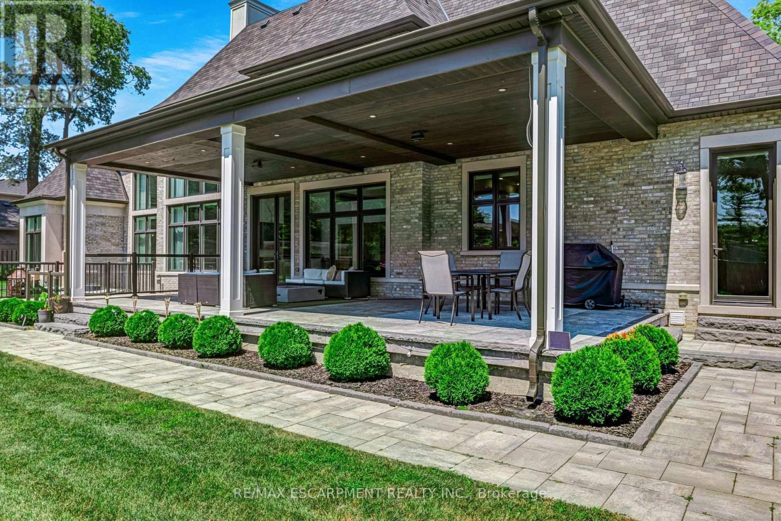 714 Atoka Drive, Mississauga, ON - Outdoor With Deck Patio Veranda With Facade