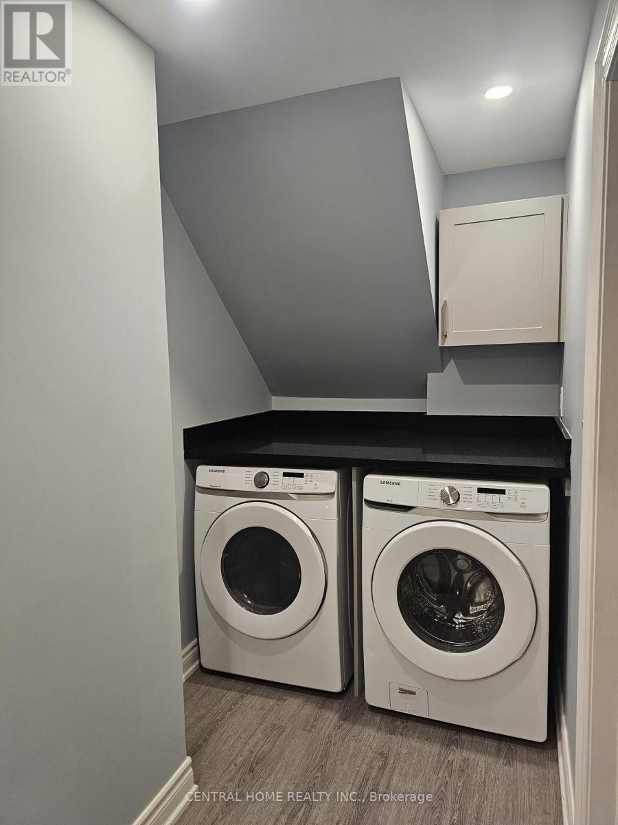 45 Wildmoor Street, Markham, ON - Indoor Photo Showing Laundry Room