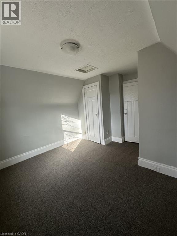 31 Mckinstry Street, Hamilton, ON - Indoor Photo Showing Other Room