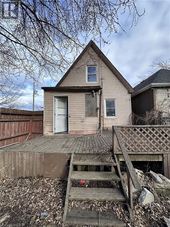 31 Mckinstry Street, Hamilton, ON - Outdoor