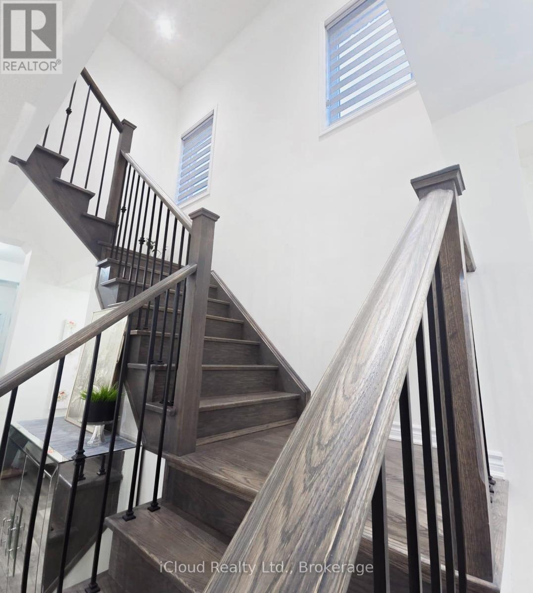 68 Phyllis Drive, Caledon, ON - Photo Showing Other Room