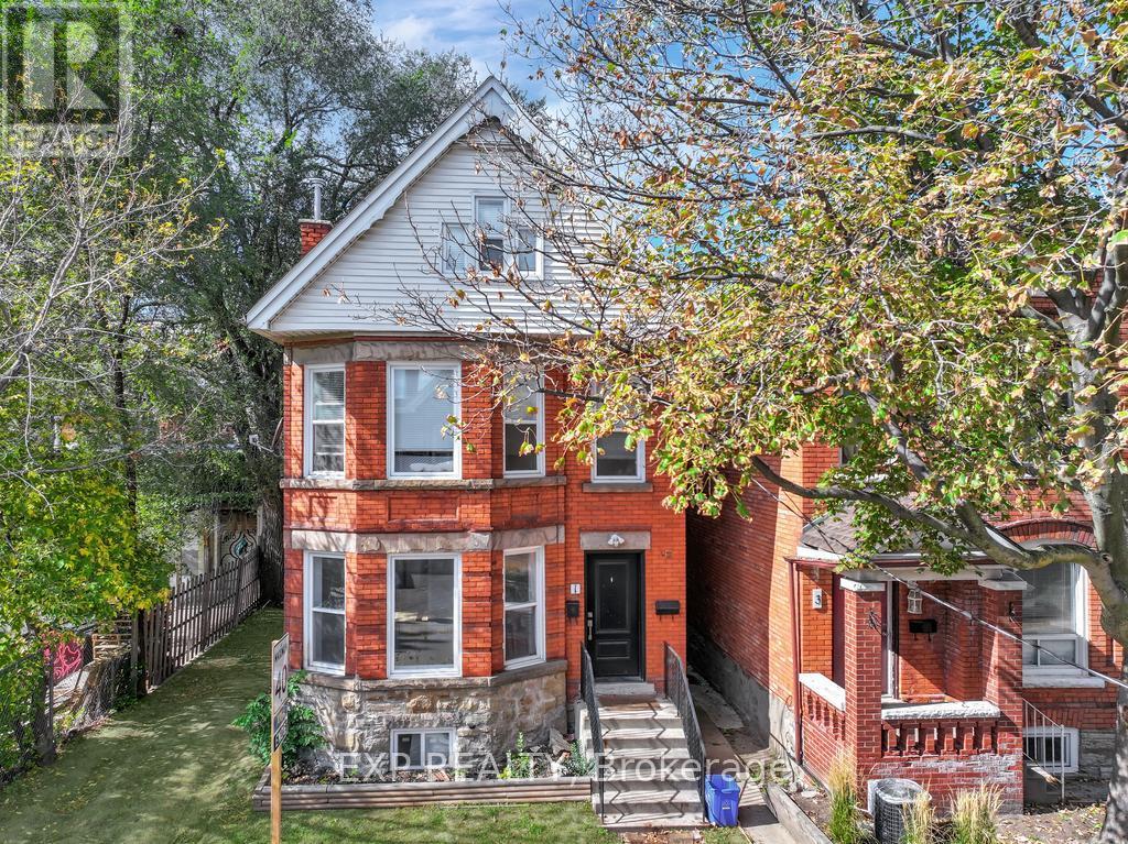 1 Madison Avenue, Hamilton, ON - Outdoor
