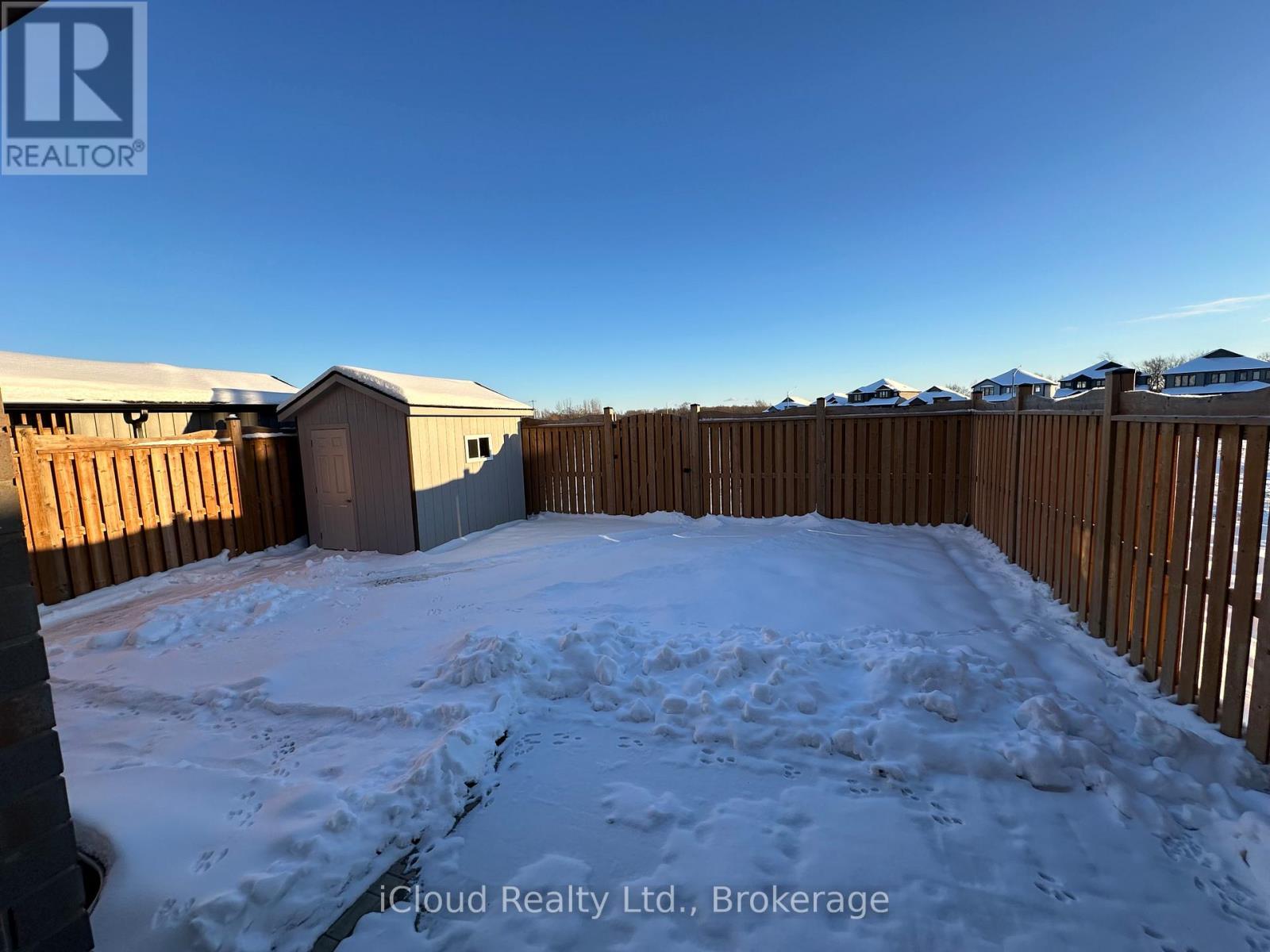106 Queensgate Crescent, Woolwich, ON - Outdoor