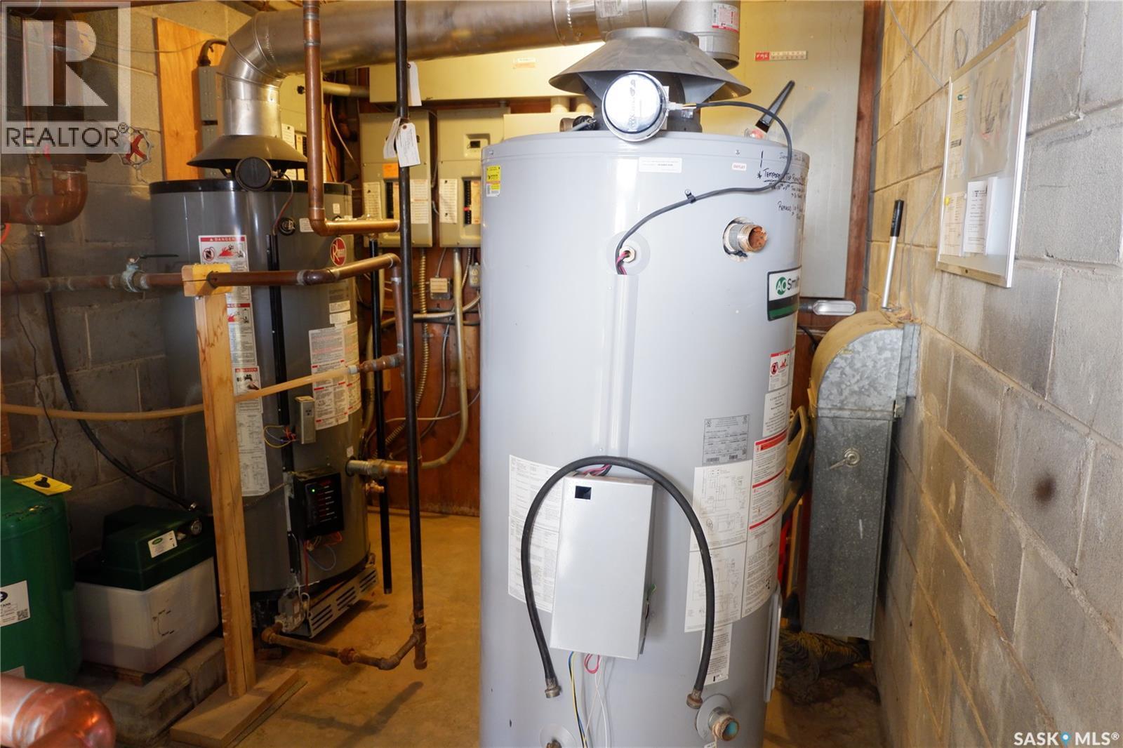 143 Railway Avenue, Coronach, SK