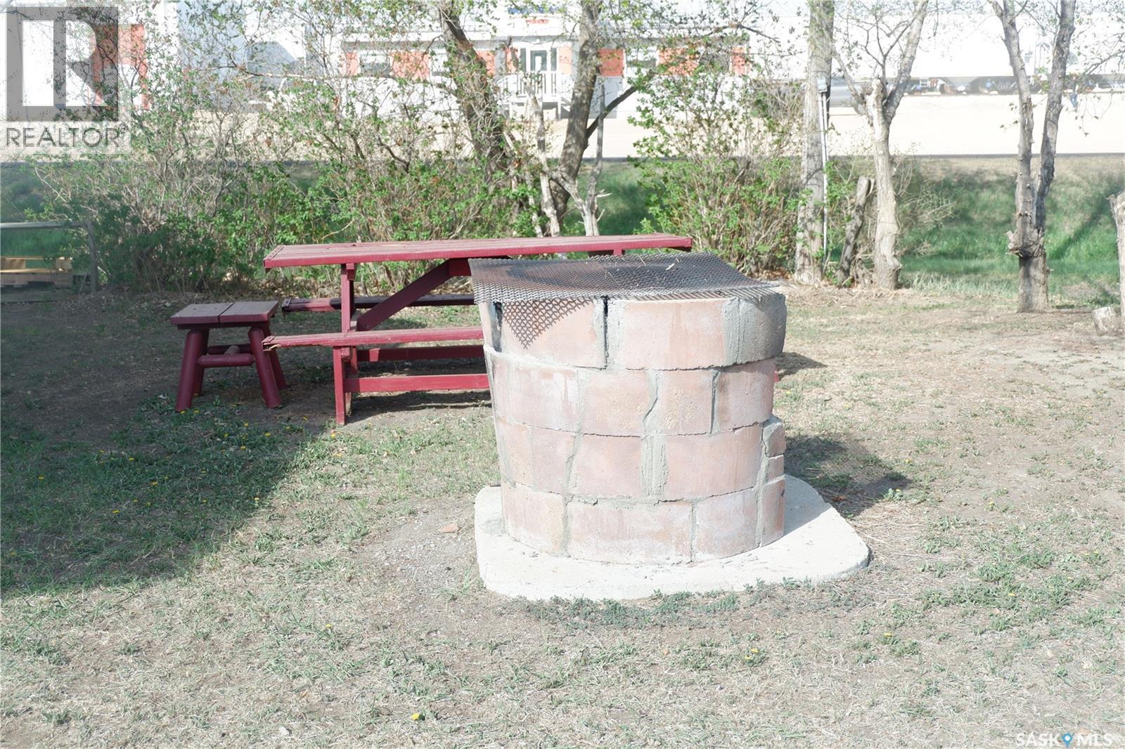 143 Railway Avenue, Coronach, SK