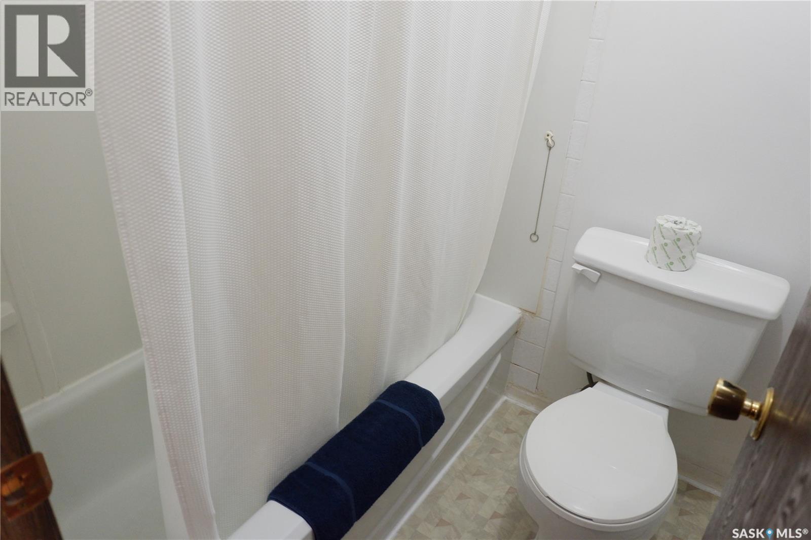 143 Railway Avenue, Coronach, SK