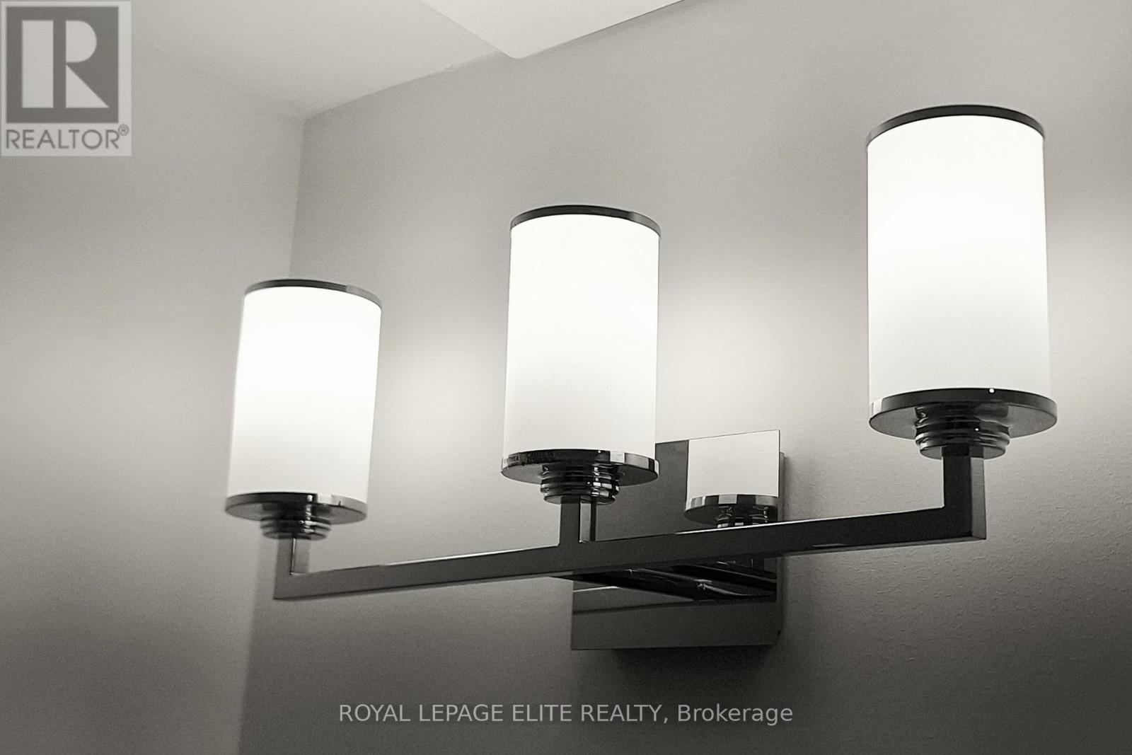 313 - 101 Cathedral High Street, Markham, ON - Photo Showing Other Room