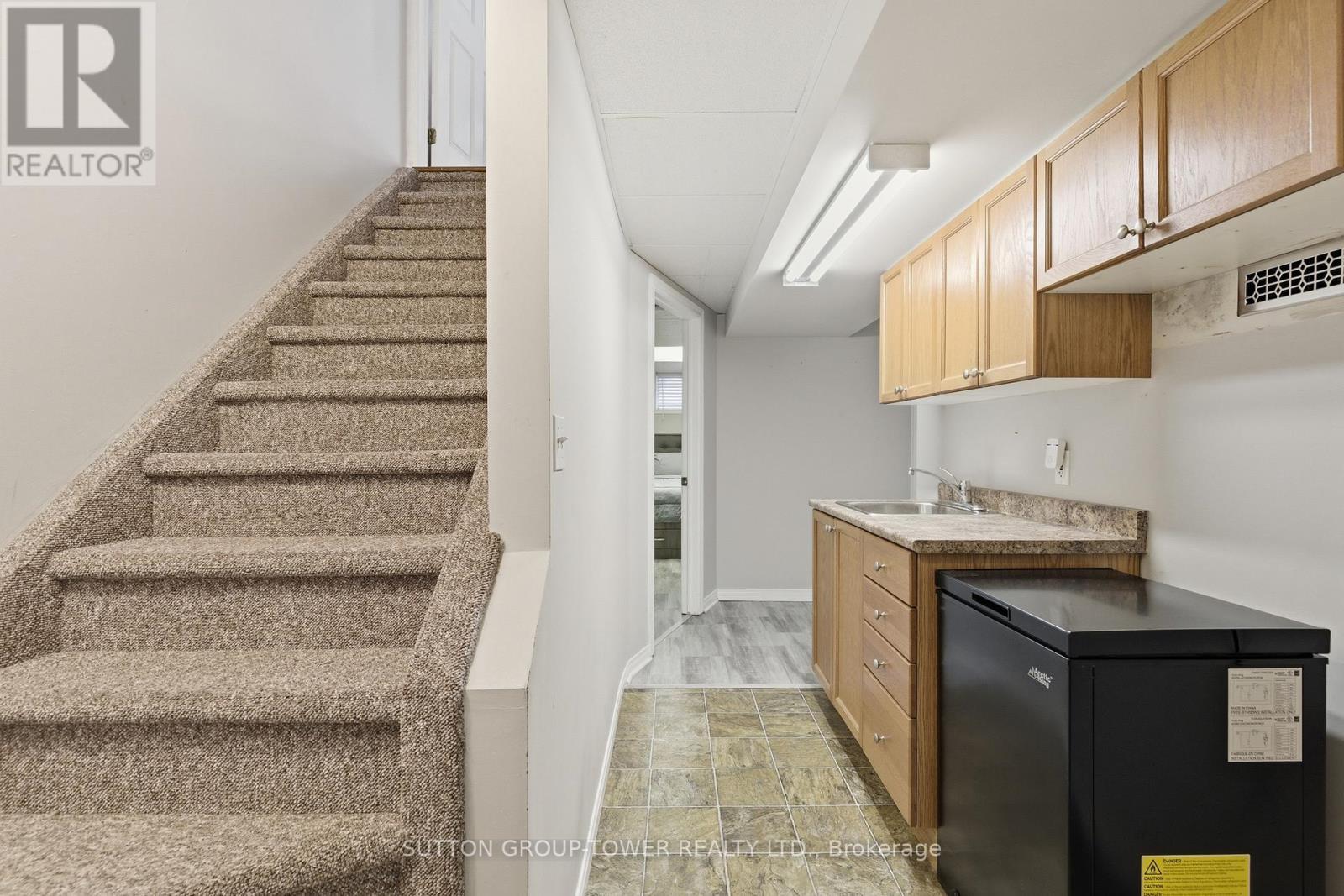 360 Dunsmore Lane, Barrie, ON - Indoor