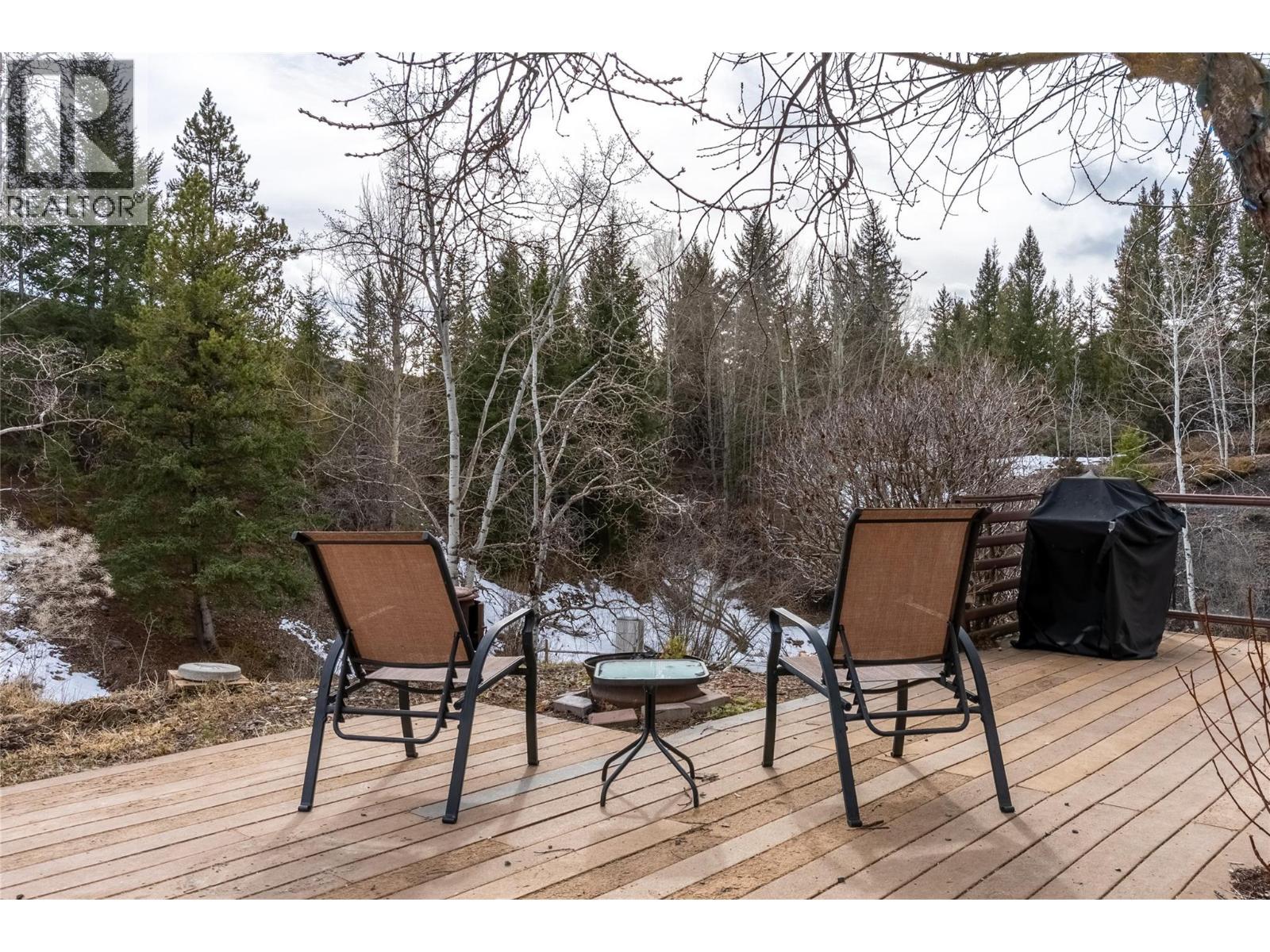 1556 Chasm Road, Clinton, BC - Outdoor With Deck Patio Veranda