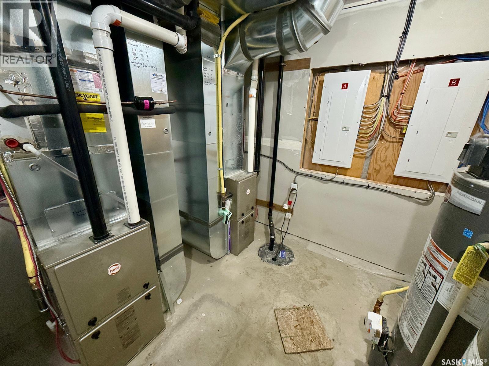 3326 Green Turtle Road, Regina, SK - Indoor Photo Showing Basement