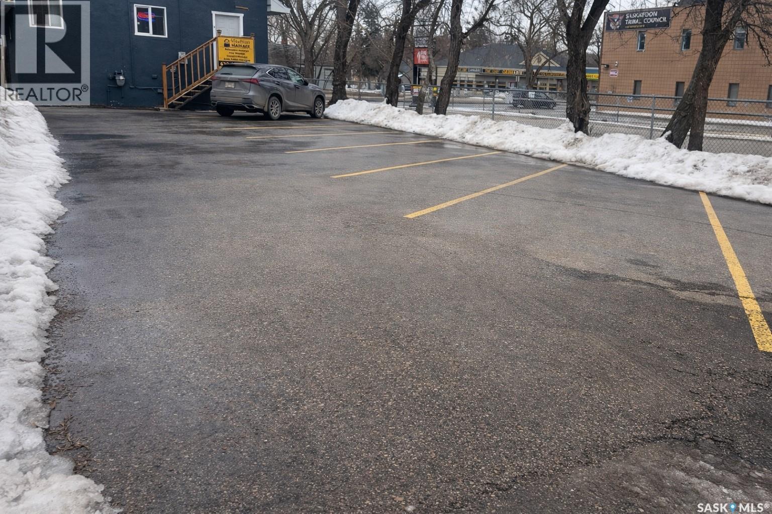 1229 Idylwyld Drive N, Saskatoon, SK