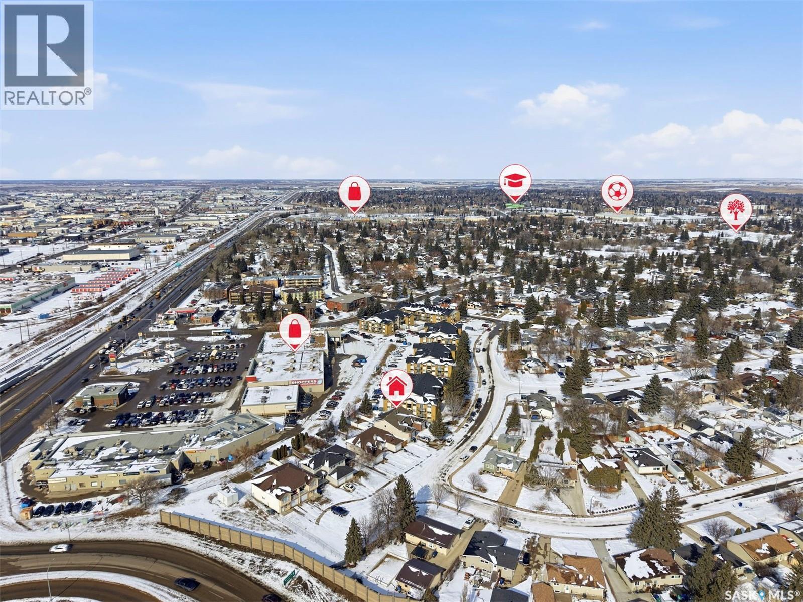 11 Columbia Drive, Saskatoon, SK - Outdoor With View