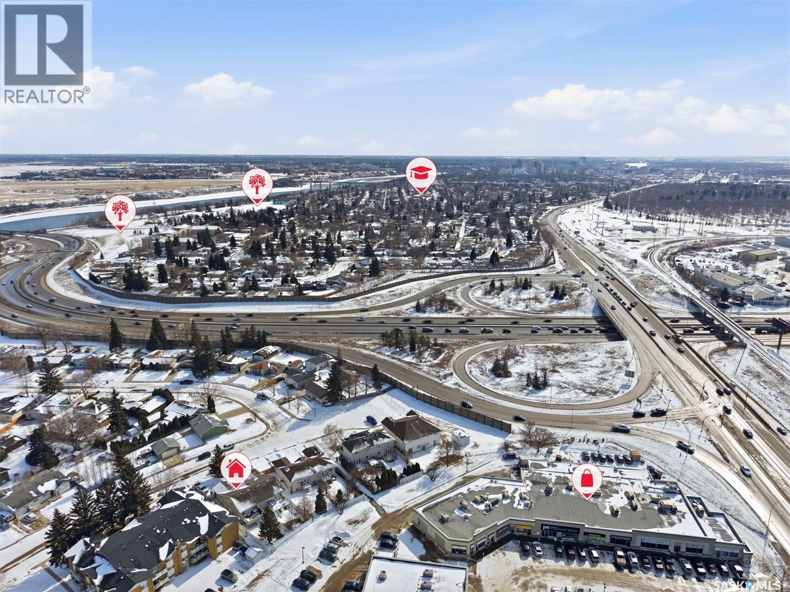 11 Columbia Drive, Saskatoon, SK - Outdoor With View