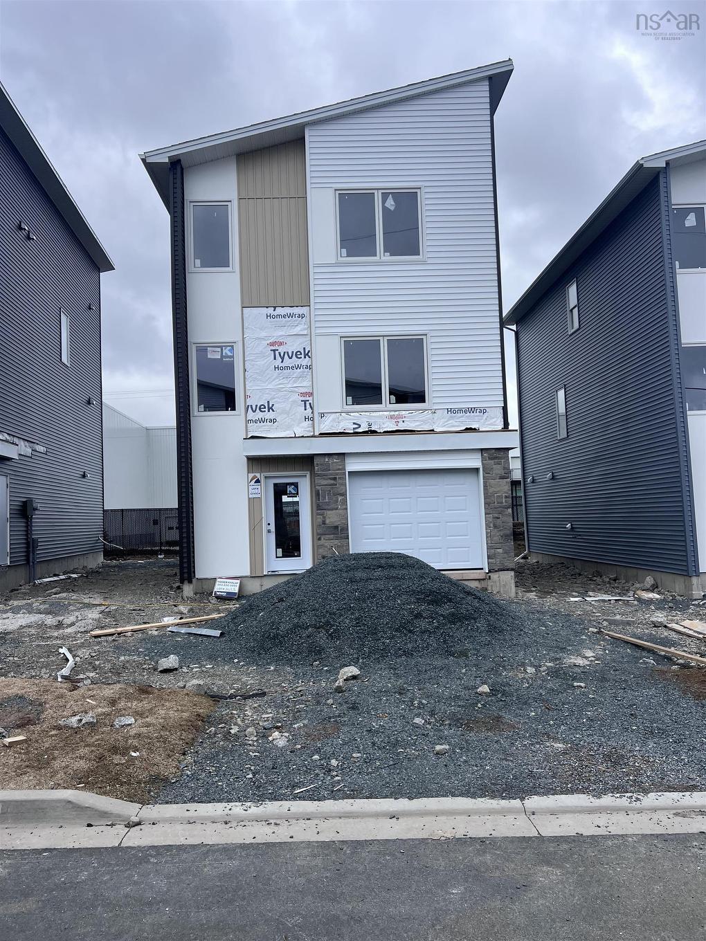 60 Zeppelin Crescent, Beechville, NS