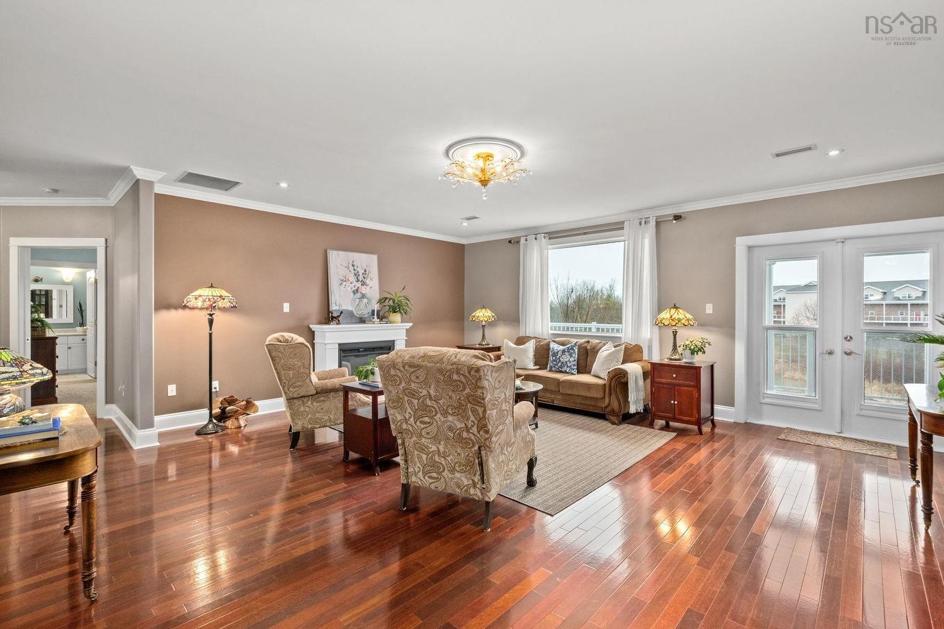 302 42 Bigelow Street, Wolfville, NS
