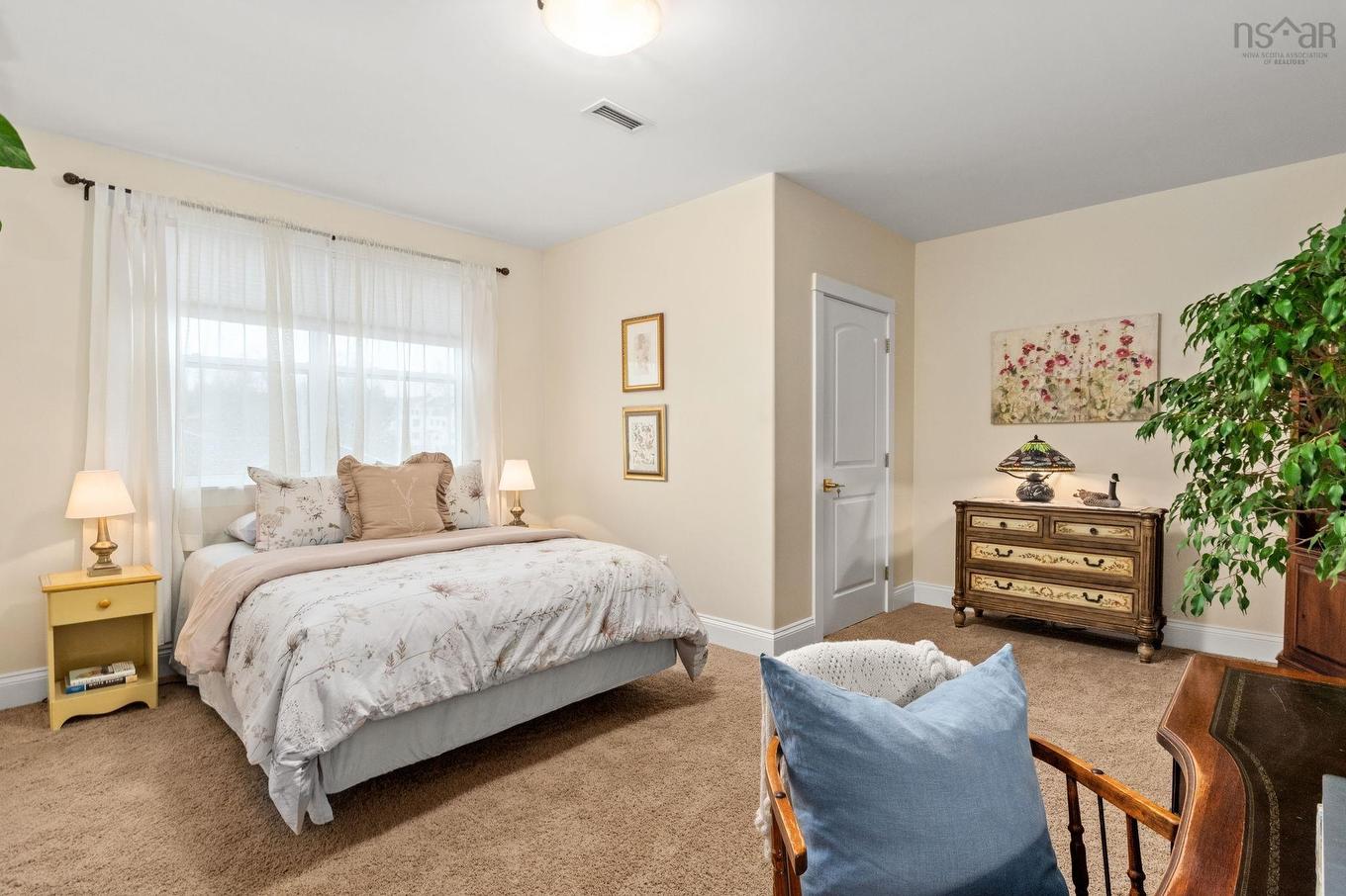302 42 Bigelow Street, Wolfville, NS