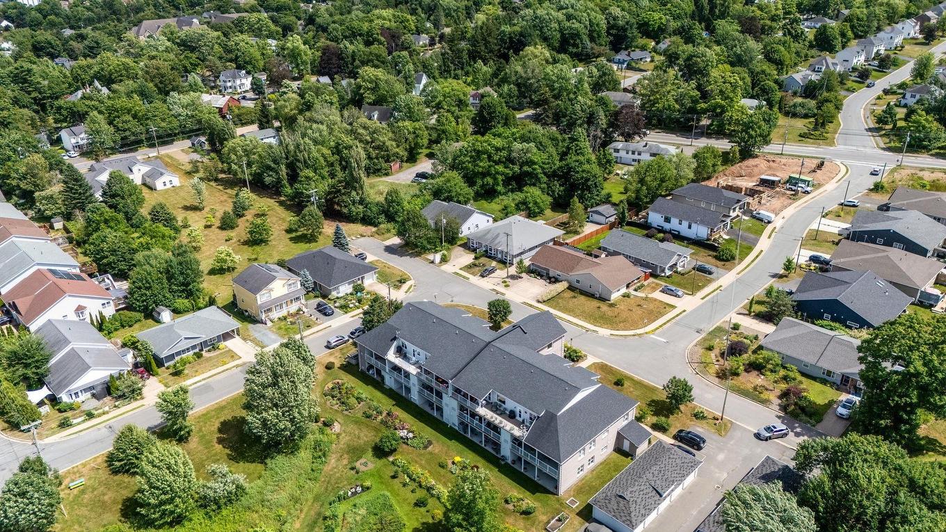 302 42 Bigelow Street, Wolfville, NS