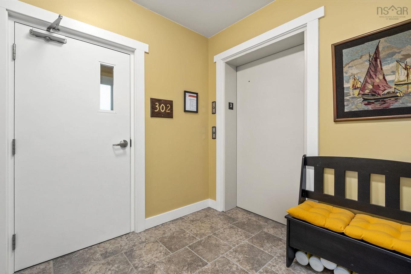 302 42 Bigelow Street, Wolfville, NS