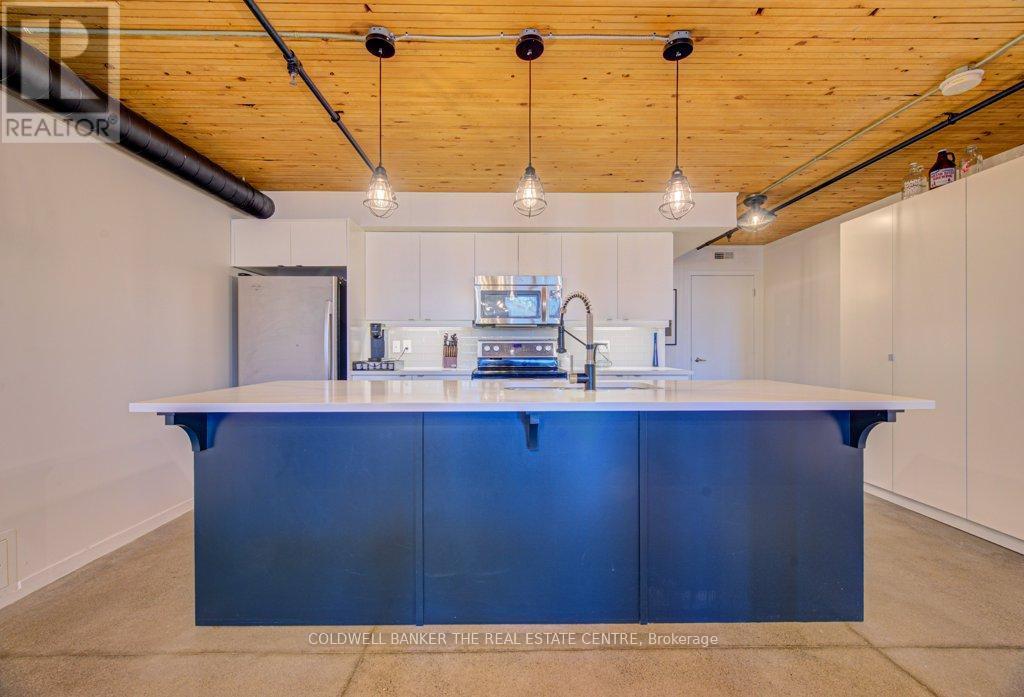 103 - 85 Spruce Street, Cambridge, ON - Indoor Photo Showing Kitchen With Upgraded Kitchen