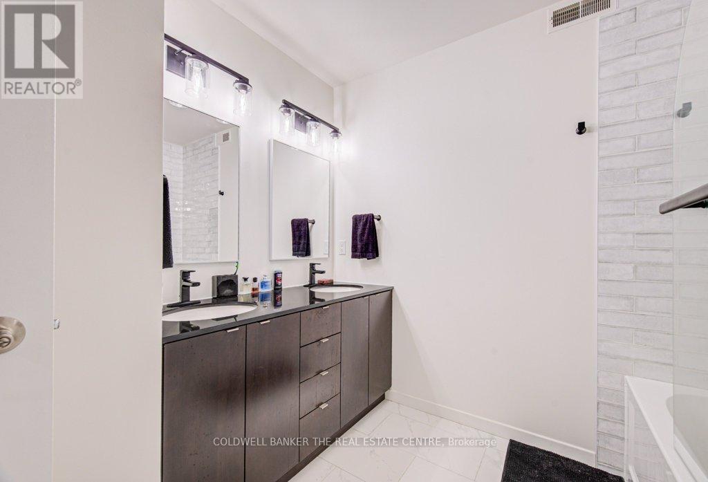 103 - 85 Spruce Street, Cambridge, ON - Indoor Photo Showing Bathroom