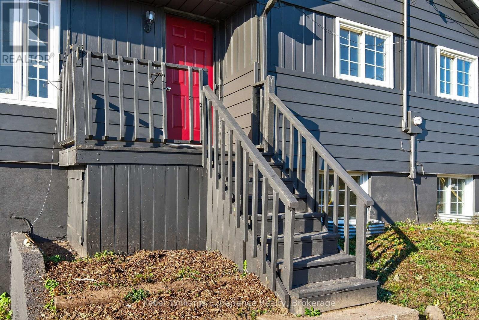 556 Champlain Road, Tiny, ON - Outdoor