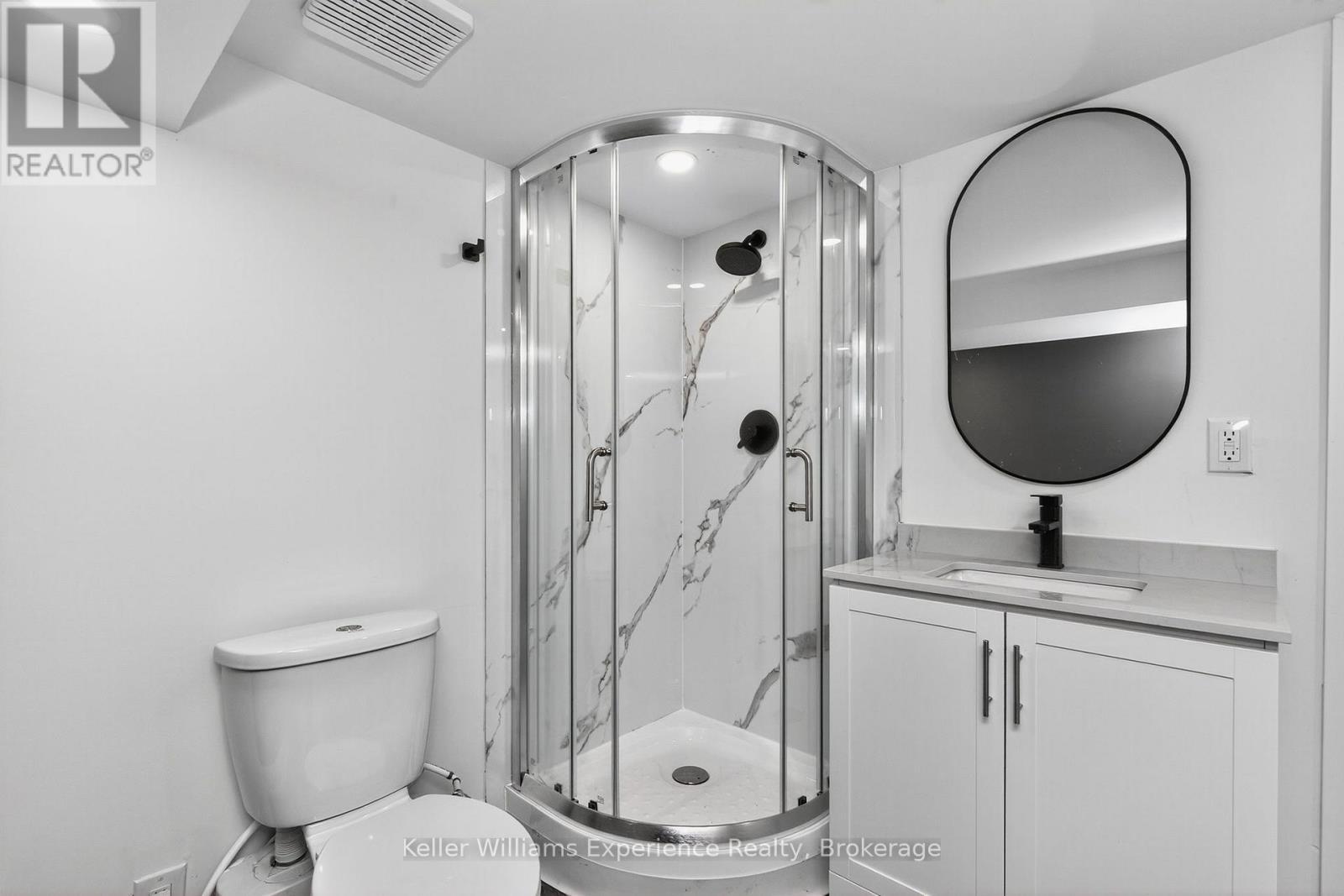 556 Champlain Road, Tiny, ON - Indoor Photo Showing Bathroom