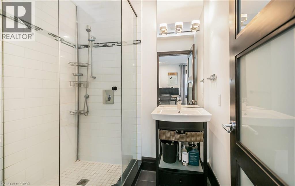 Full bathroom with a shower stall and vanity - 24 Jacob Gingrich Drive, Kitchener, ON - Indoor Photo Showing Bathroom