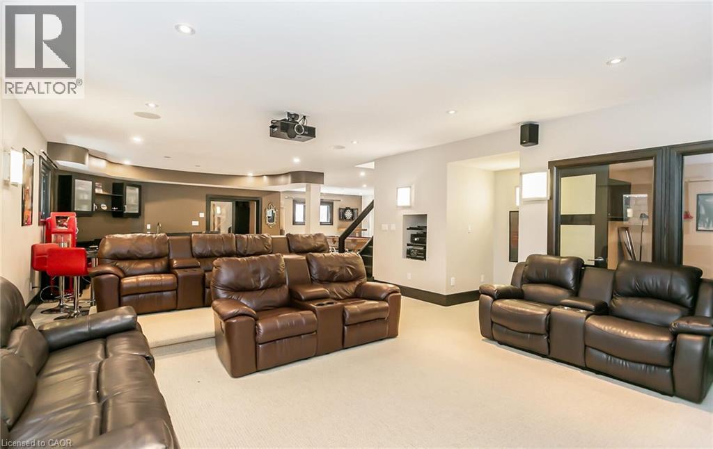 24 Jacob Gingrich Drive, Kitchener, ON - Indoor Photo Showing Living Room