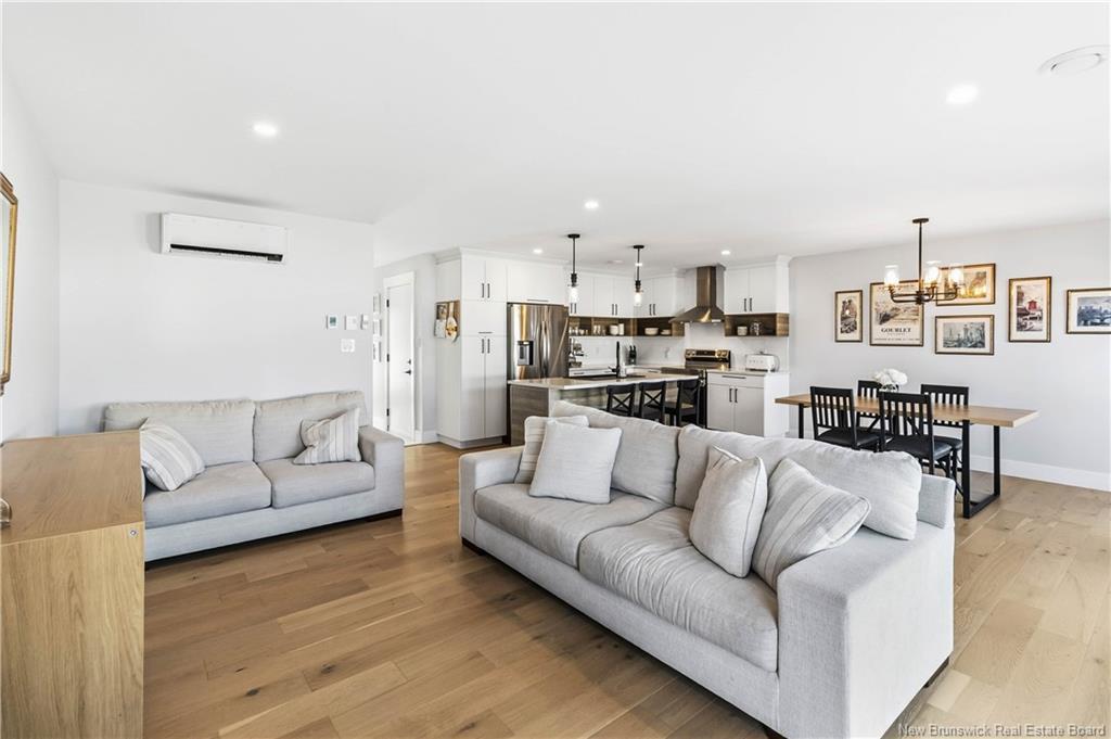 209 Norbert, Dieppe, NB