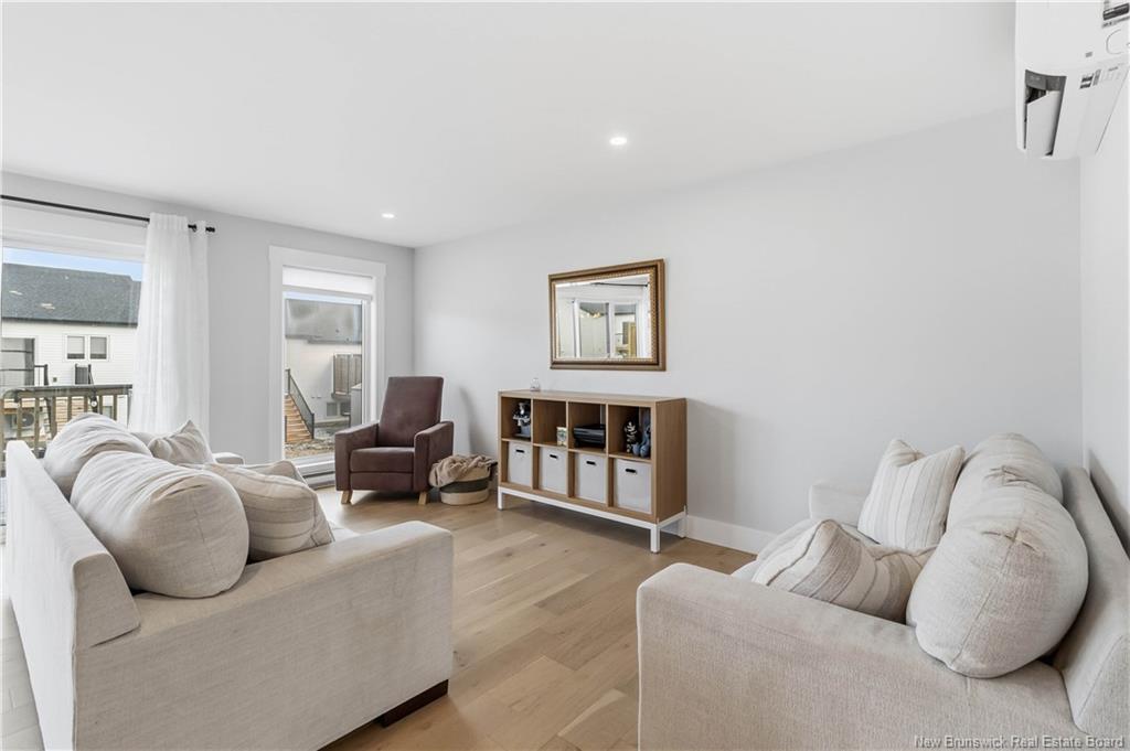 209 Norbert, Dieppe, NB