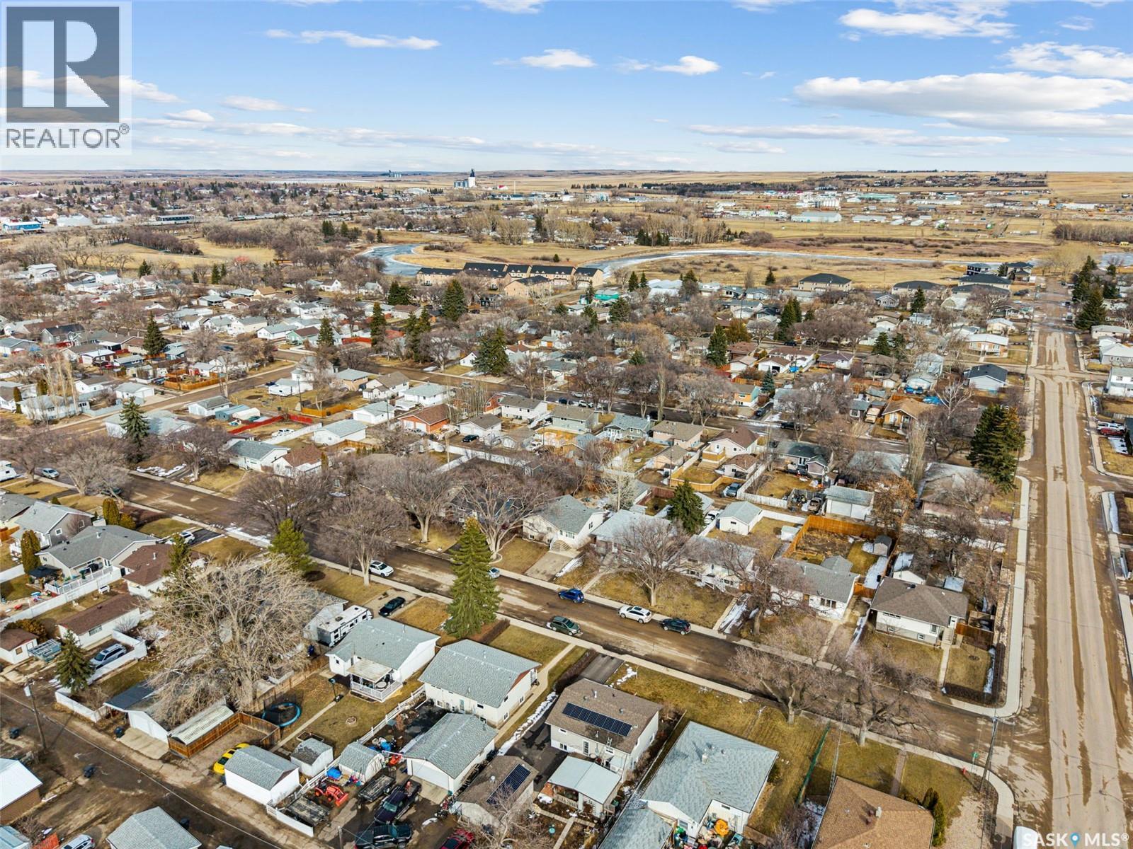 359 4Th Avenue Se, Swift Current, SK - Outdoor With View