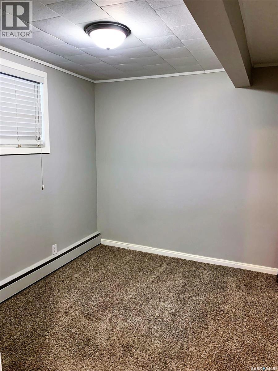 267 7Th Avenue Nw, Swift Current, SK - Indoor Photo Showing Other Room