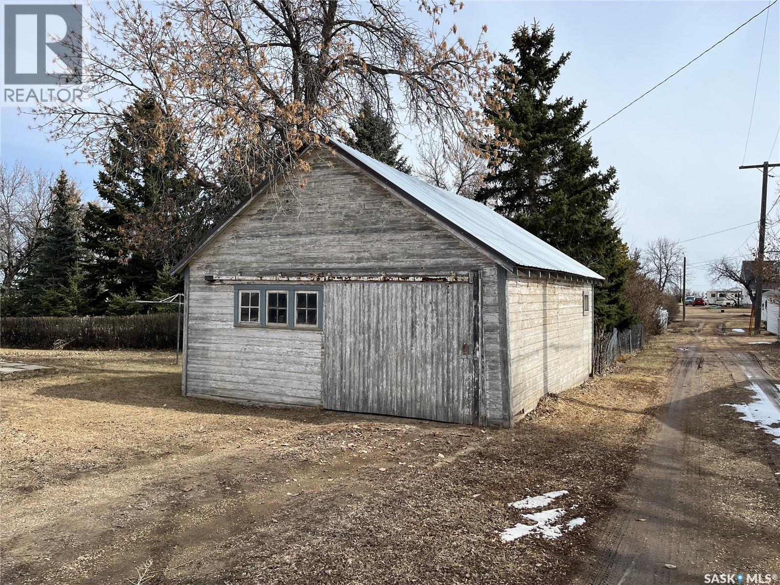 101 2Nd Avenue E, Lafleche, SK - Outdoor
