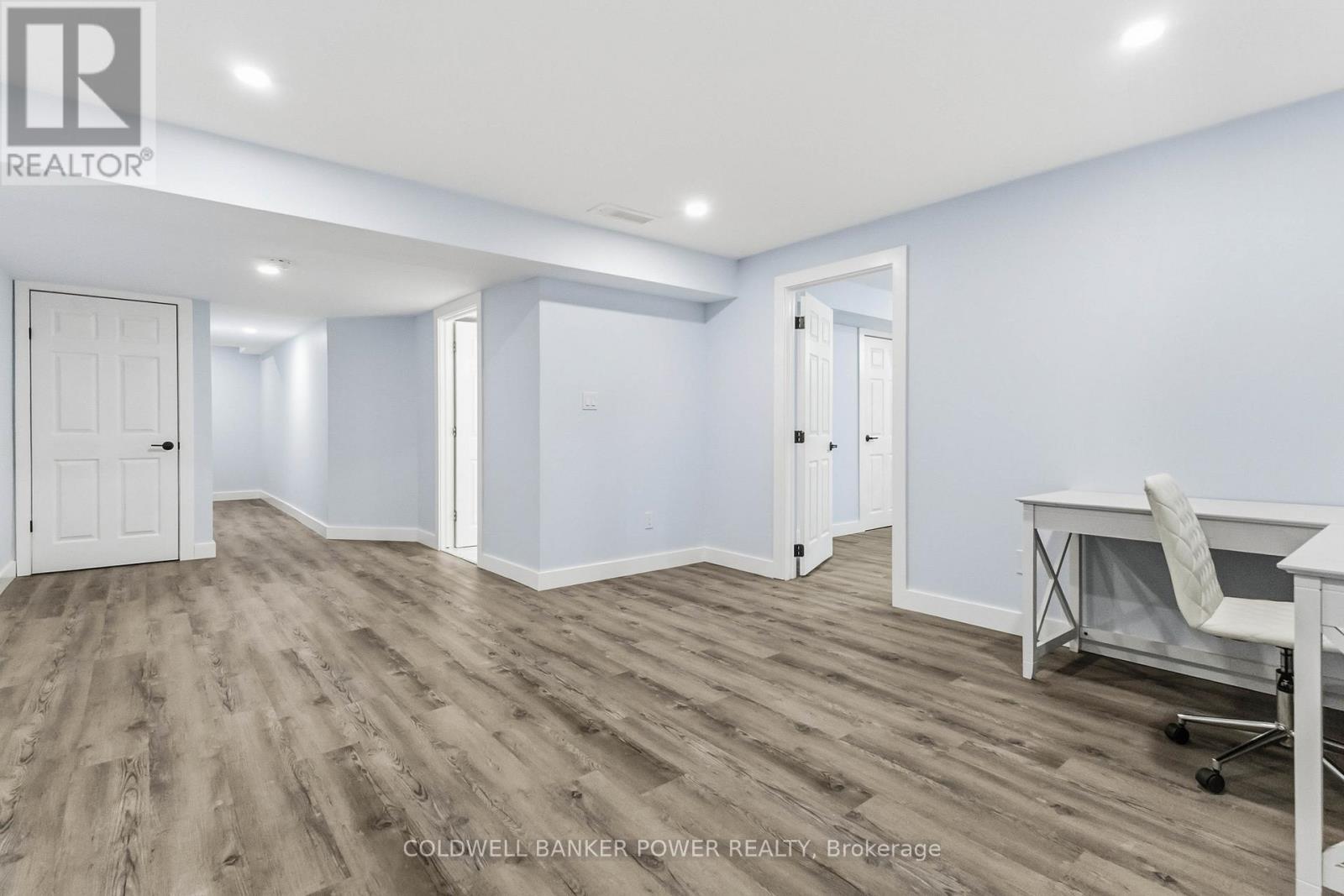 2884 Doyle Drive, London South (South U), ON - Indoor